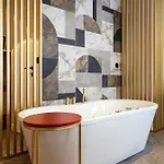 Golden Queen Deluxe Jacuzzi - Old Town 公寓式酒店
